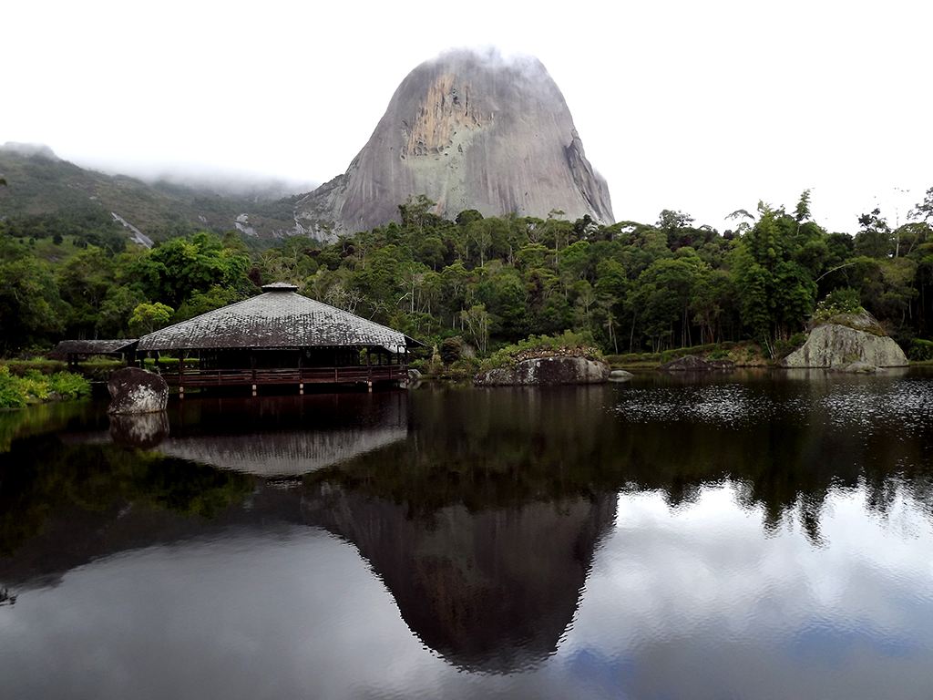 Pico Pedra Azul