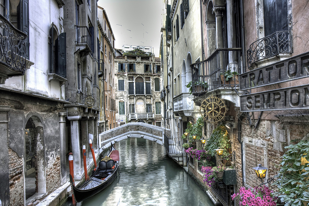 Venecia: pequeño canal